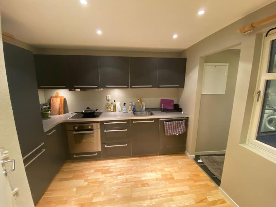 Koslig Leilighet I Bergens Smoroye Apartment Luaran gambar