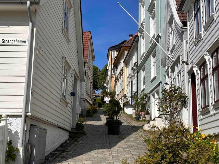 Koslig Leilighet I Bergens Smoroye Apartment Luaran gambar